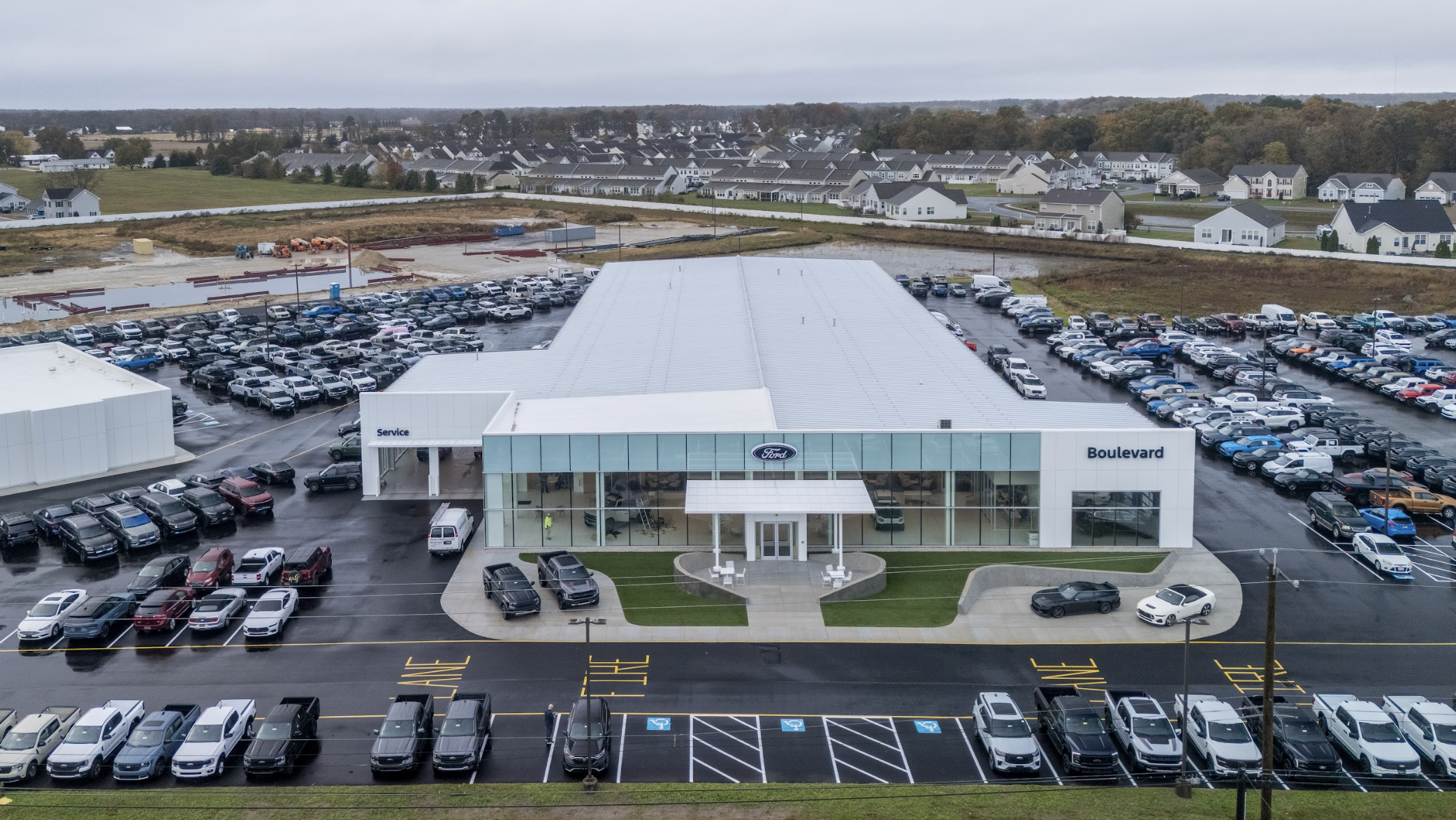 Ford ra mắt tiêu chuẩn Đại ý mới, nâng tầm trải nghiệm khách hàng Ford ra mắt tiêu chuẩn Đại ý mới, nâng tầm trải nghiệm khách hàng