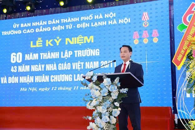 Trường Cao đẳng Điện tử - Điện lạnh Hà Nội: 60 năm vững bước, khát vọng vươn xa Trường Cao đẳng Điện tử - Điện lạnh Hà Nội: 60 năm vững bước, khát vọng vươn xa