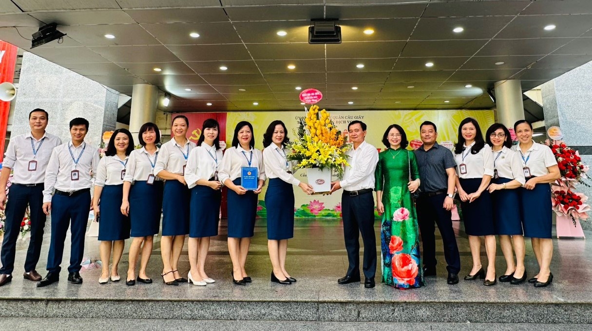 Trường Tiểu học Dịch Vọng A: Tâm huyết - Chất lượng