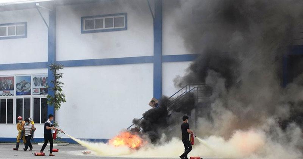 Thanh Hóa xử phạt doanh nghiệp vi phạm quy định về phòng cháy, chữa cháy hơn 84 triệu đồng Thanh Hóa xử phạt doanh nghiệp vi phạm quy định về phòng cháy, chữa cháy hơn 84 triệu đồng