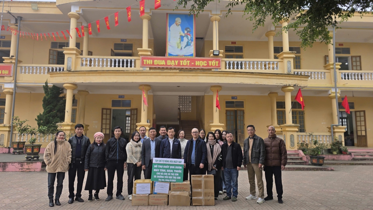 Tạp chí Tự động hoá Ngày nay đồng hành nghĩa tình cùng hộ nghèo xã Thọ Sơn (Nghệ An) Tạp chí Tự động hoá Ngày nay đồng hành nghĩa tình cùng hộ nghèo xã Thọ Sơn (Nghệ An)