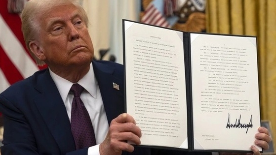 Những quyết sách đáng chú ý của Tổng thống Mỹ Donald Trump sau khi nhậm chức