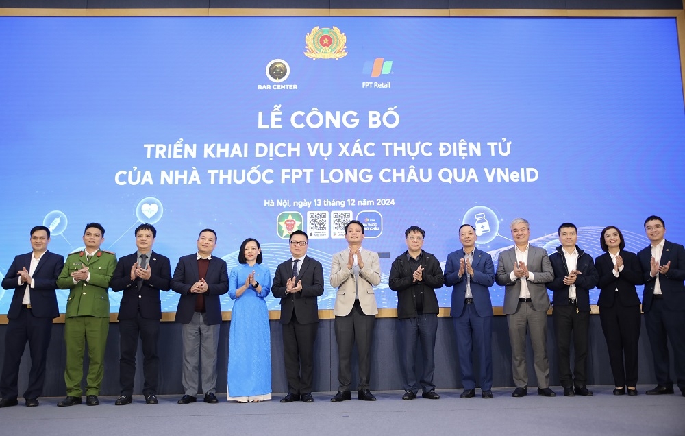 FPT Retail vượt kế hoạch kinh doanh năm 2024 FPT Retail vượt kế hoạch kinh doanh năm 2024