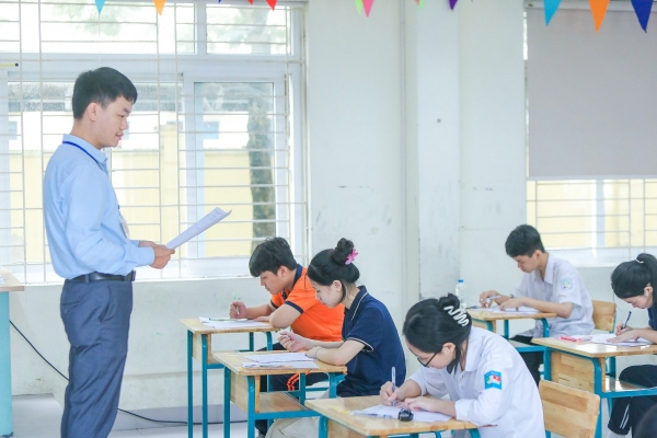 Thủ tướng yêu cầu công bố phương án tuyển sinh THCS, THPT trong tháng 2/2025 Thủ tướng yêu cầu công bố phương án tuyển sinh THCS, THPT trong tháng 2/2025