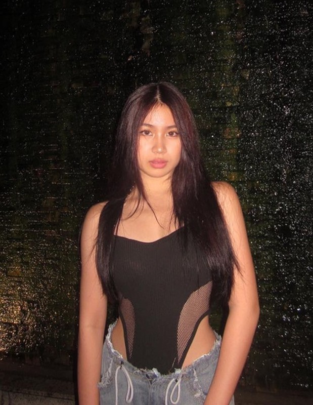 Con gái Lưu Thiên Hương tuổi 20 sắc vóc gợi cảm, nhảy giỏi