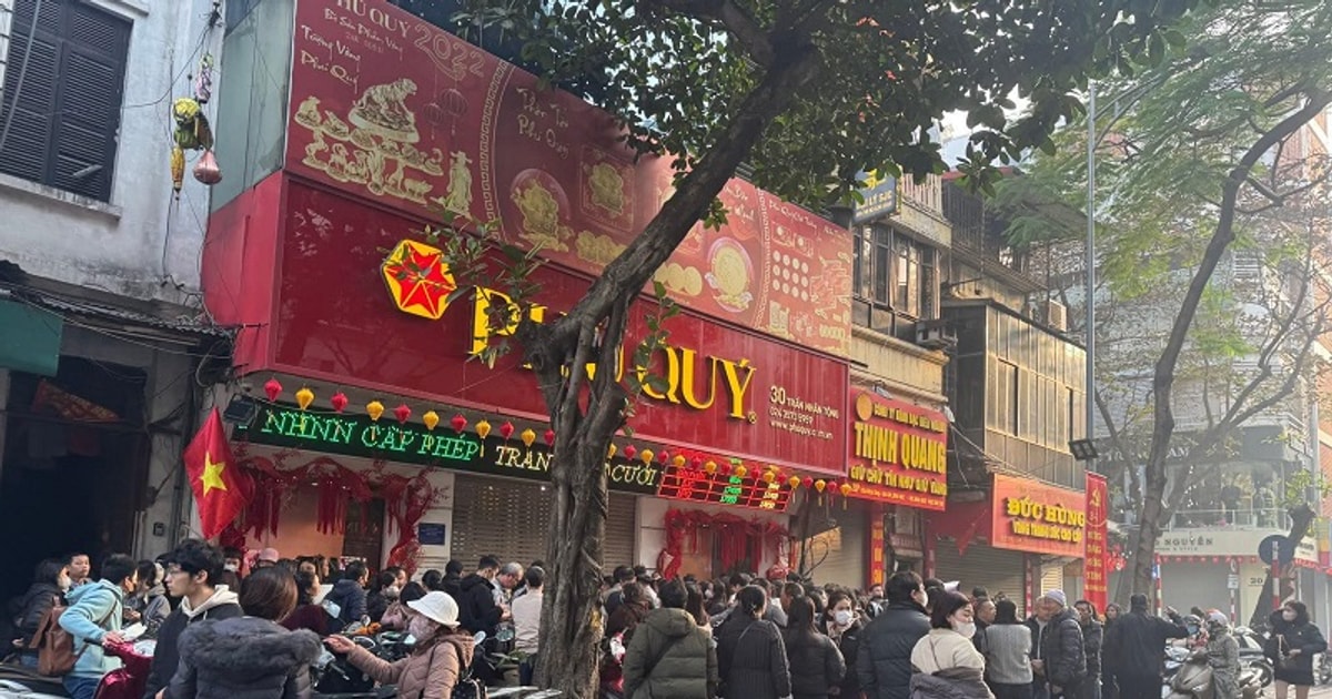 Giá vàng tuần tới: Áp lực bán tháo còn tiếp diễn? Giá vàng tuần tới: Áp lực bán tháo còn tiếp diễn?