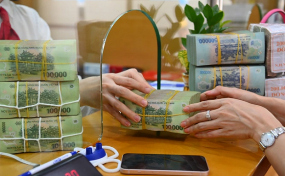 Chờ dòng tiền đổi chiều ngay nhịp mở màn năm mới