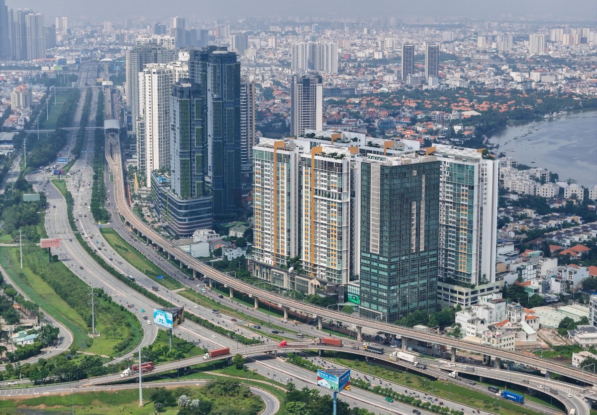 Hạ tầng tỷ đô của khu Đông TP HCM. Ảnh: Quỳnh Trần Hạ tầng tỷ đô của khu Đông TP HCM. Ảnh: Quỳnh Trần