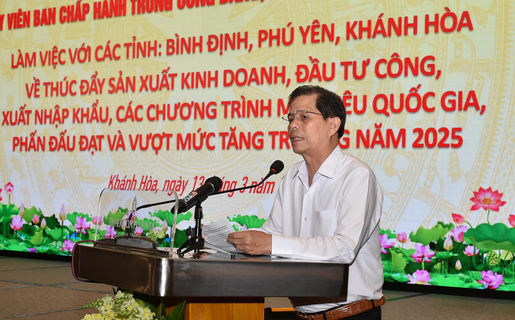Phó Thủ tướng Hồ Đức Phớc làm việc với 3 địa phương để tháo gỡ vướng mắc, thúc đẩy tăng trưởng