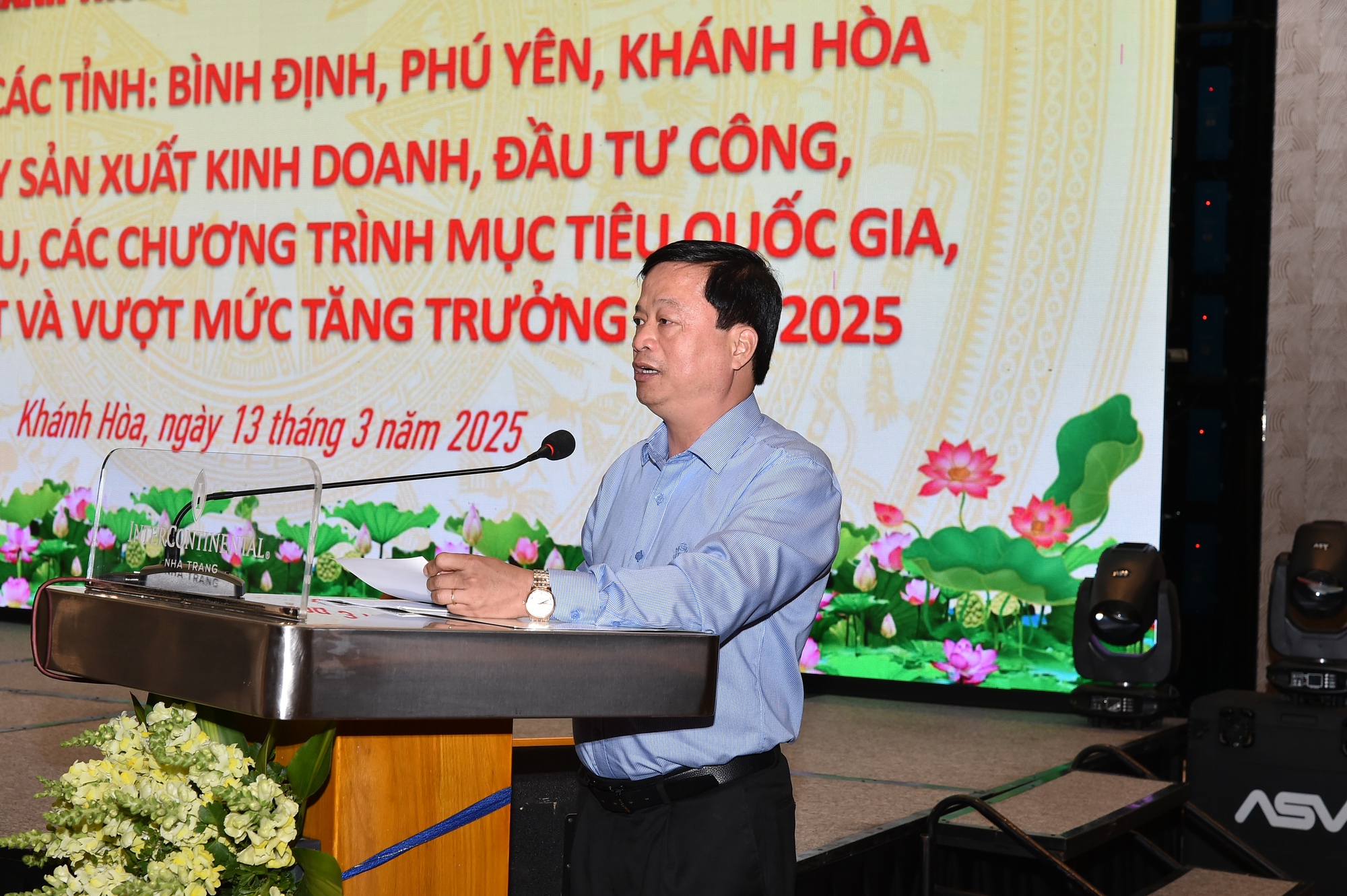 Phó Thủ tướng Hồ Đức Phớc làm việc với 3 địa phương để tháo gỡ vướng mắc, thúc đẩy tăng trưởng