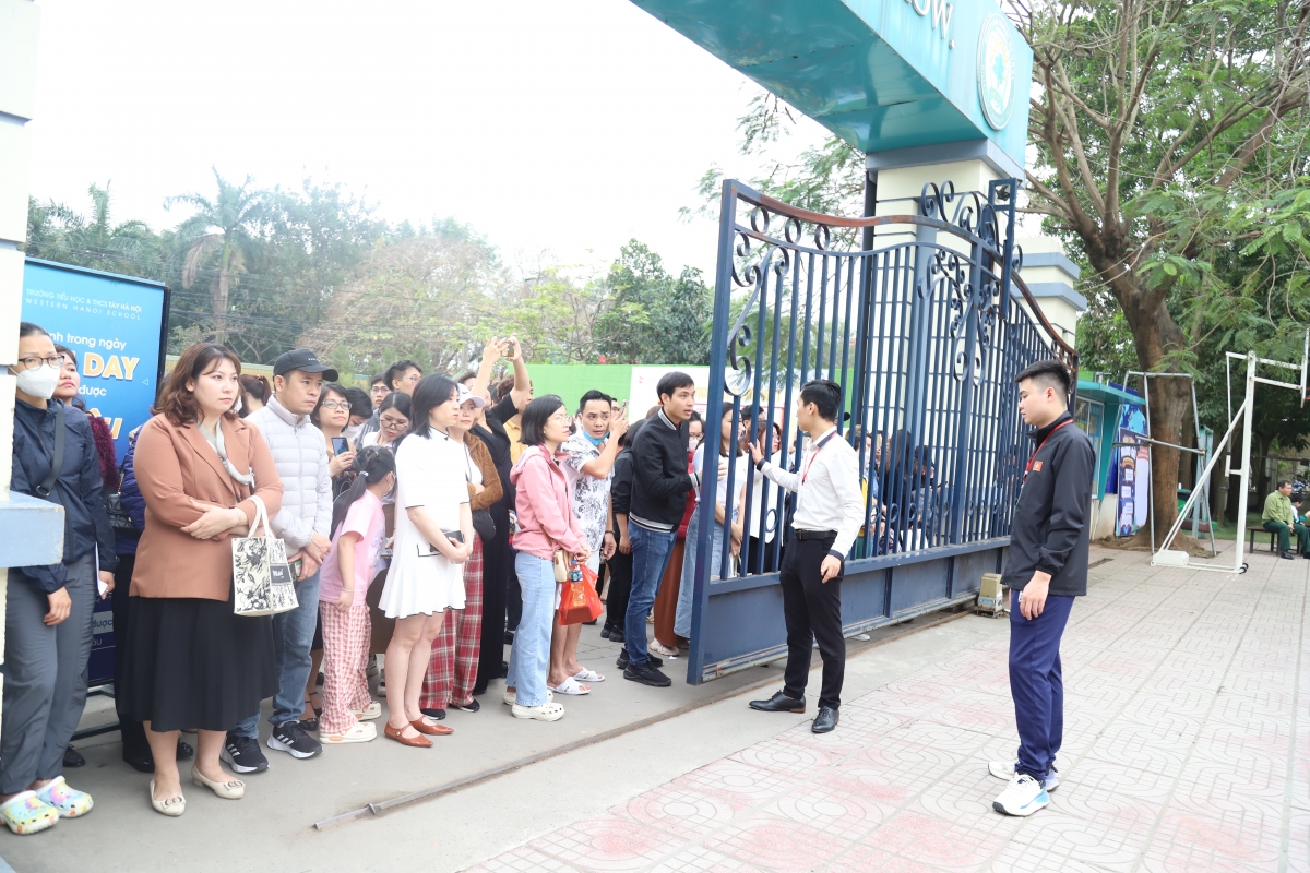 Hà Nội: Gần 3.600 thí sinh hào hứng tranh giải Trạng Nguyên Tiếng Việt cấp tỉnh Hà Nội: Gần 3.600 thí sinh hào hứng tranh giải Trạng Nguyên Tiếng Việt cấp tỉnh