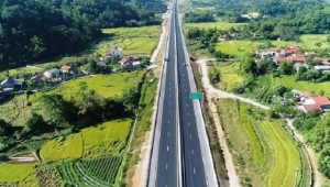Tháo gỡ khó khăn 4 dự án giao thông trọng điểm