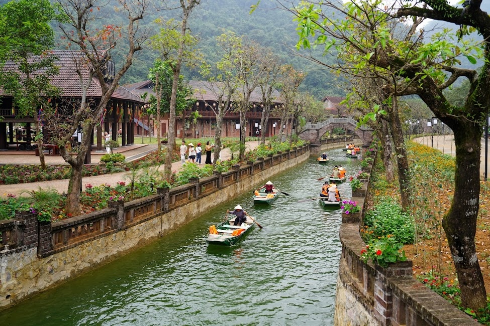 Thung Ui - Đàn Kính thiên, nơi Đất - Trời – Con người giao hòa