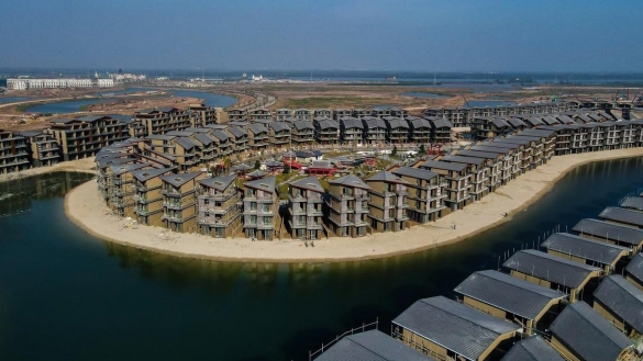 Doanh nghiệp địa ốc trước thềm ĐHĐCĐ: Kẻ tung tăng, người lo lắng