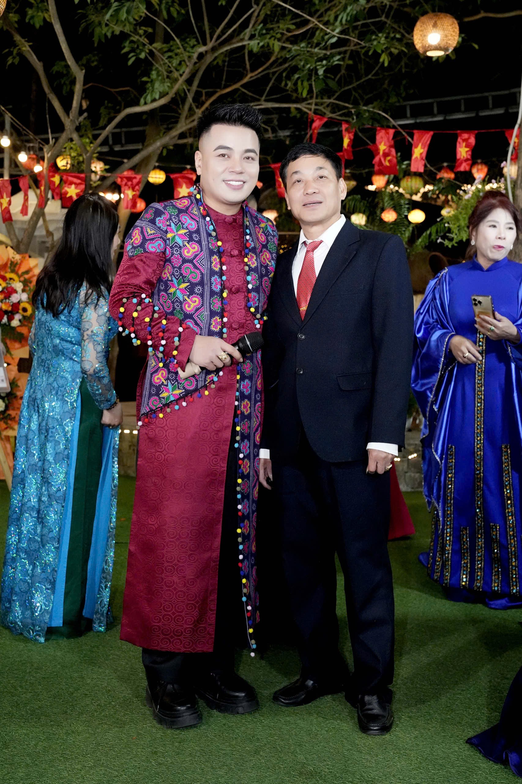 Traditional Fashion Talent 2025: Vinh danh di sản áo dài và trang phục 54 dân tộc Việt Nam Traditional Fashion Talent 2025: Vinh danh di sản áo dài và trang phục 54 dân tộc Việt Nam