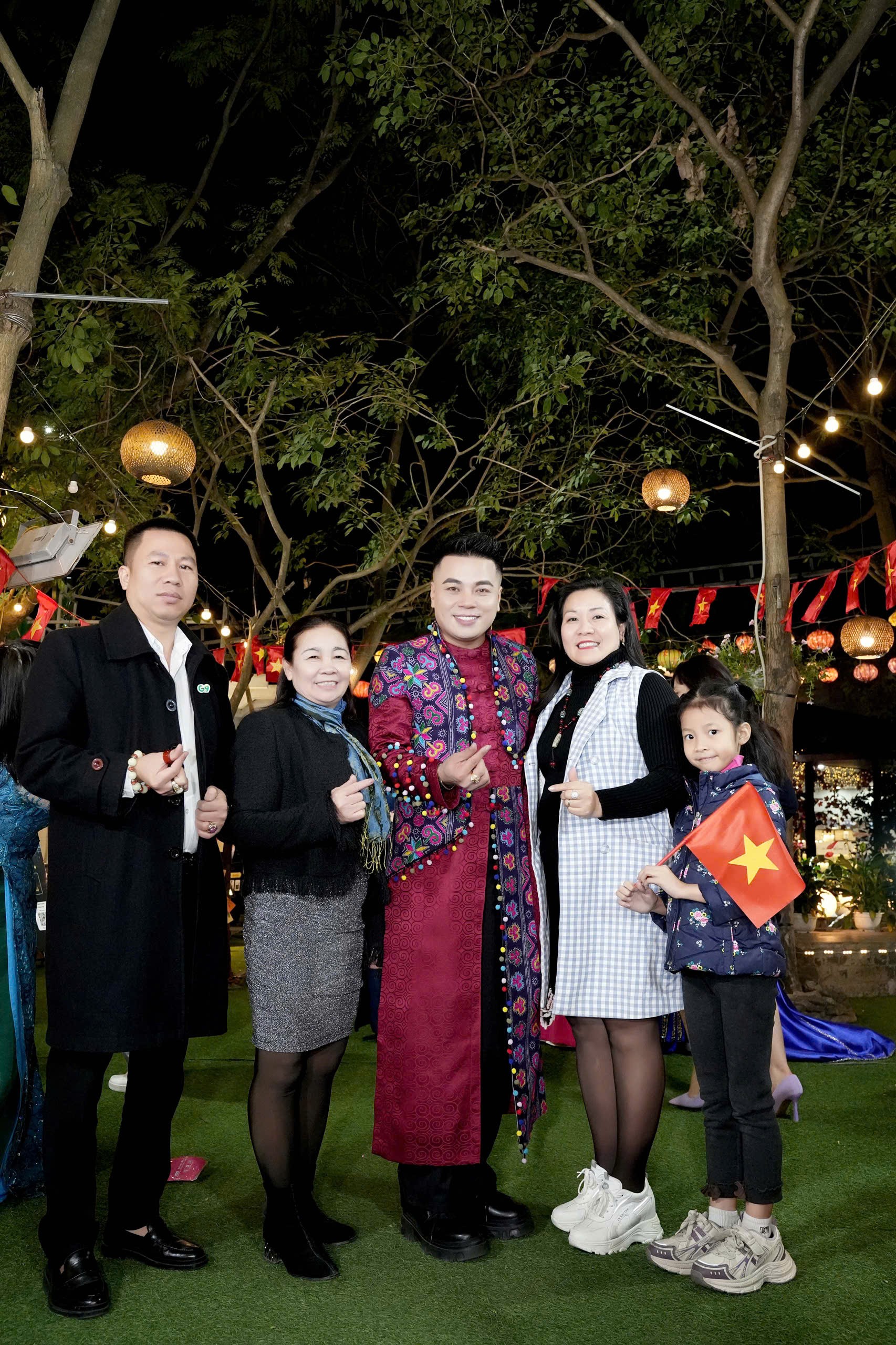 Traditional Fashion Talent 2025: Vinh danh di sản áo dài và trang phục 54 dân tộc Việt Nam Traditional Fashion Talent 2025: Vinh danh di sản áo dài và trang phục 54 dân tộc Việt Nam