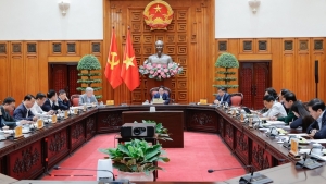 Thủ tướng chủ trì cuộc họp với các bộ, ngành về mức thuế mới của Mỹ