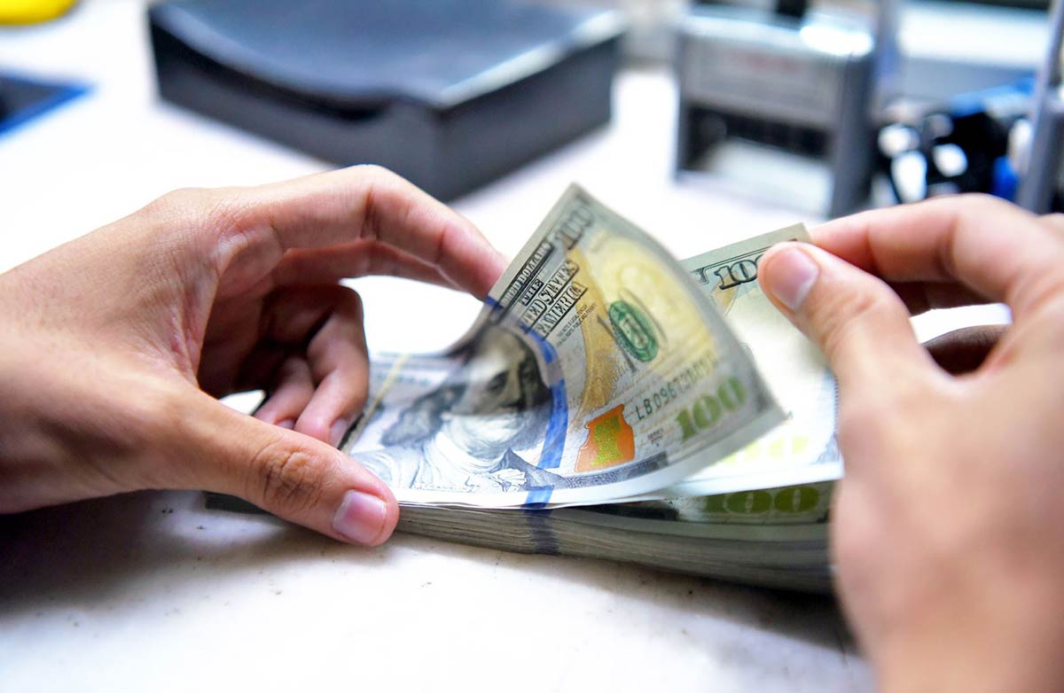 Giá USD ngân hàng tăng mạnh, lên đỉnh cao mới