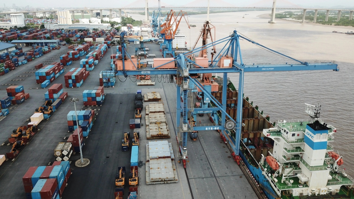 Doanh nghiệp công nghệ Việt Nam linh hoạt ứng phó với chính sách thuế mới từ Hoa Kỳ Doanh nghiệp công nghệ Việt Nam linh hoạt ứng phó với chính sách thuế mới từ Hoa Kỳ