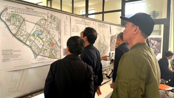 Chung cư cũ và bài toán “tái thiết đô thị”