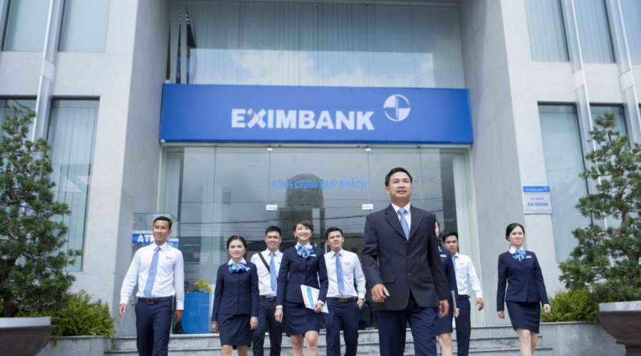 Tin tức ngân hàng nổi bật tuần qua: VietinBank “tung” giải pháp đột phá