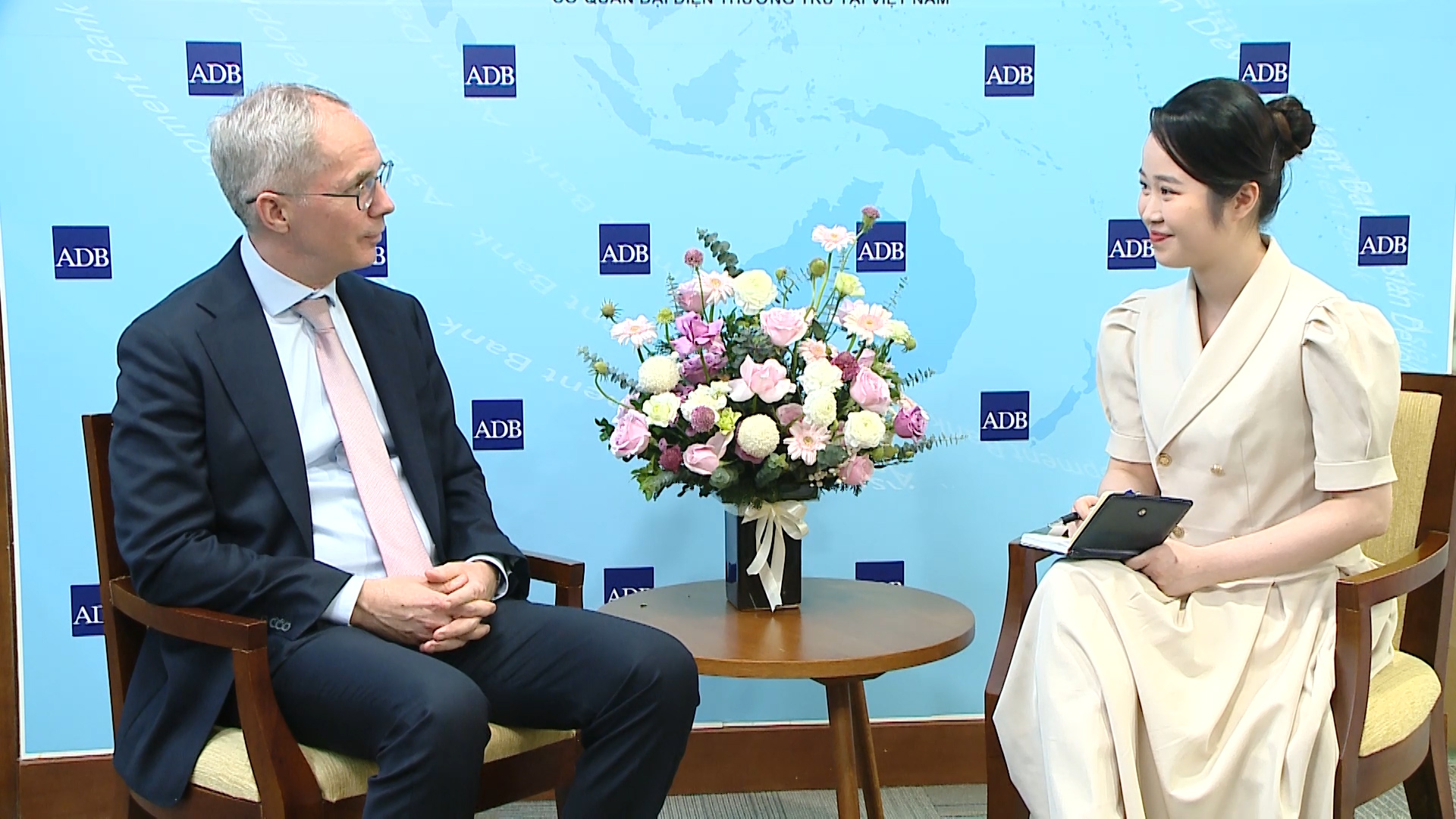 ADB: Việt Nam có cơ hội bứt phá trong chuyển đổi xanh và số hóa