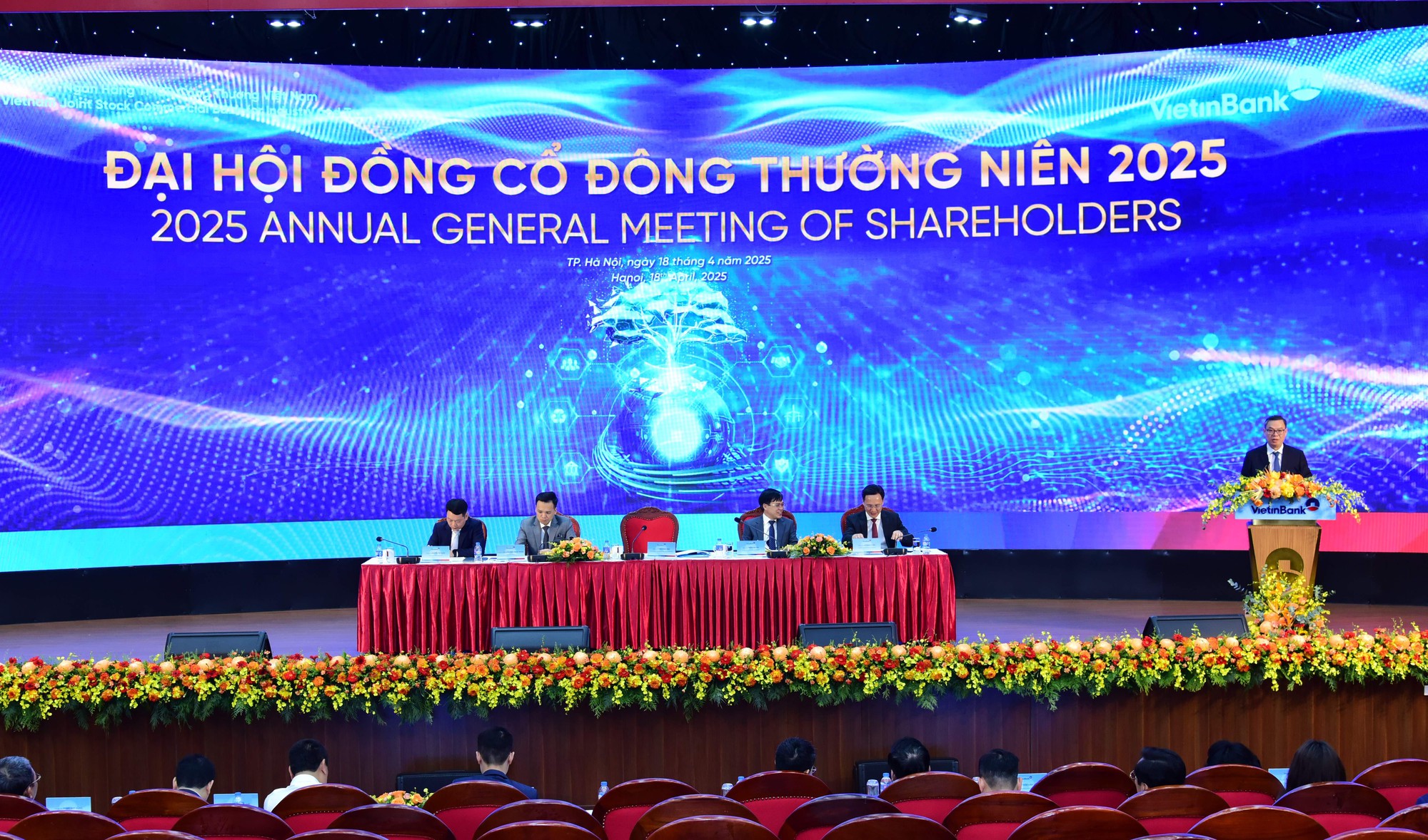 Năm bản lề 2025: Ngân hàng và chứng khoán đẩy mạnh tái cấu trúc để bứt phá