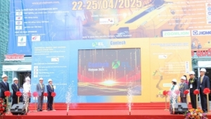 Khai mạc Triển lãm Quốc tế Xây dựng, Công nghiệp mỏ và Giao thông