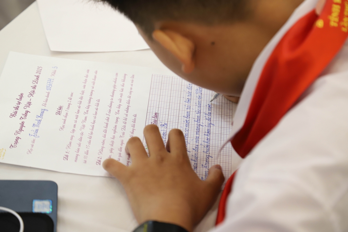 372 thí sinh trên 48 tỉnh thành hào hứng tranh giải Trạng nguyên Tiếng Việt 372 thí sinh trên 48 tỉnh thành hào hứng tranh giải Trạng nguyên Tiếng Việt