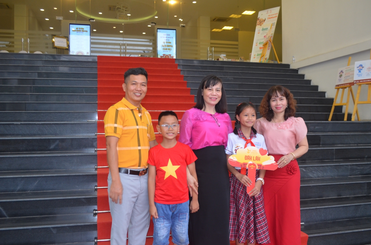 372 thí sinh trên 48 tỉnh thành hào hứng tranh giải Trạng nguyên Tiếng Việt 372 thí sinh trên 48 tỉnh thành hào hứng tranh giải Trạng nguyên Tiếng Việt