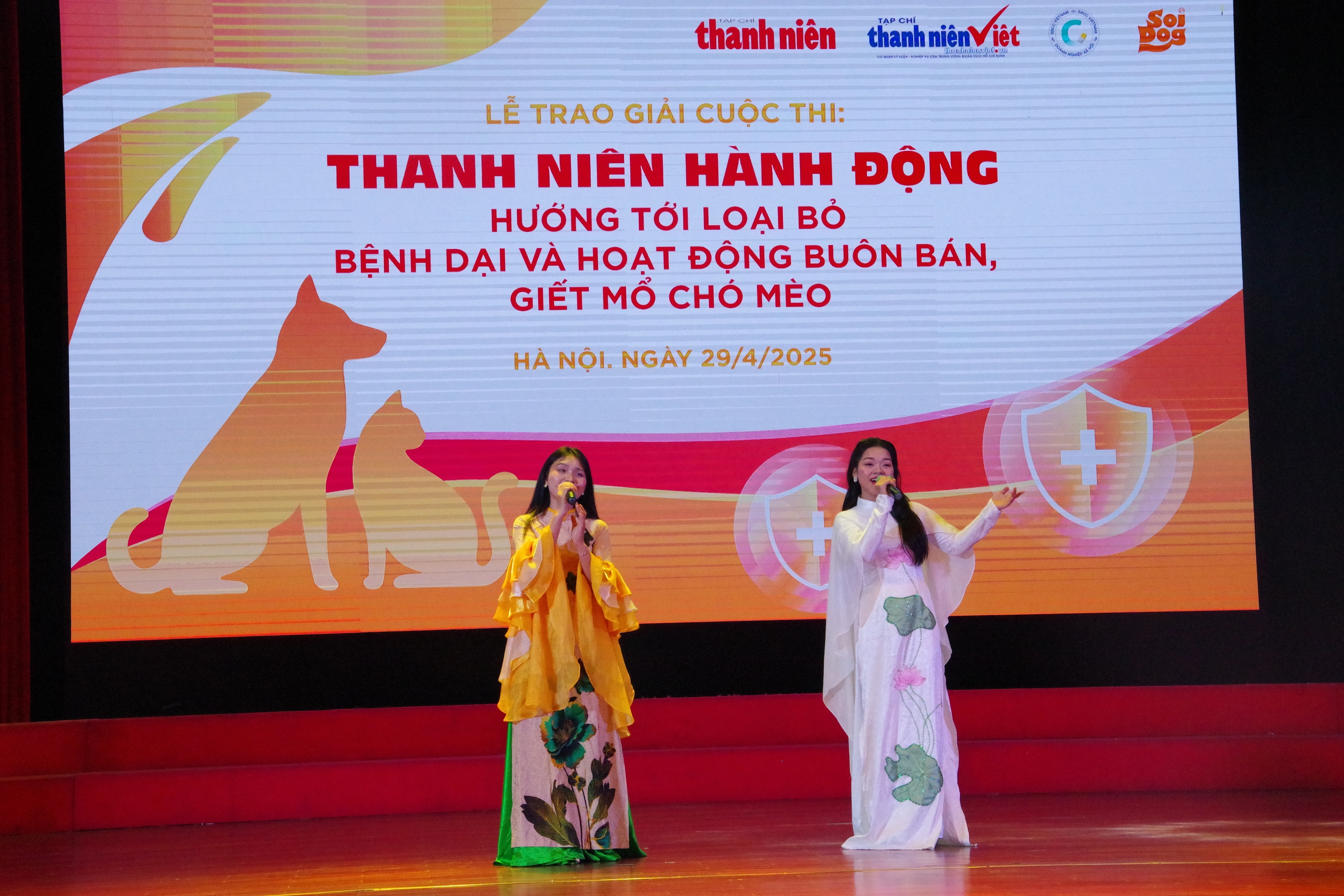 Trao giải cuộc thi "Thanh niên hành động - Hướng tới loại bỏ bệnh dại và hoạt động buôn bán, giết mổ chó mèo" Trao giải cuộc thi "Thanh niên hành động - Hướng tới loại bỏ bệnh dại và hoạt động buôn bán, giết mổ chó mèo"