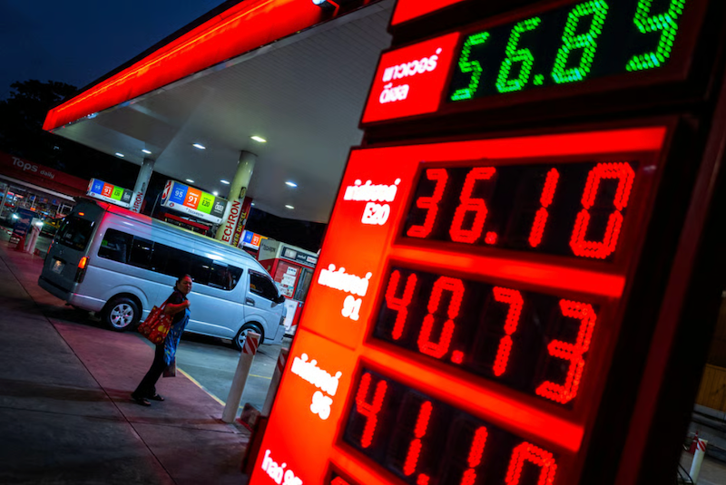 Nhu cầu xe điện tăng vọt vì xung đột Trung Đông