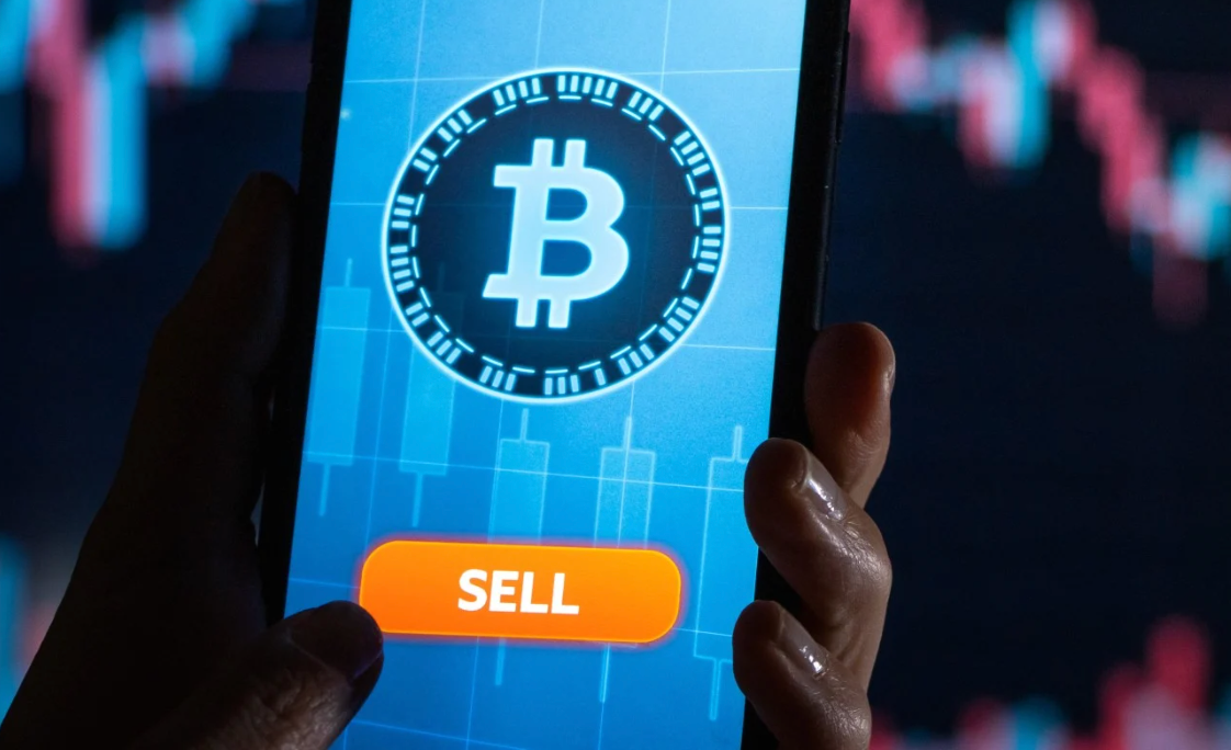 Dòng tiền lớn “bắt đáy” Bitcoin, thị trường ETF bước vào cuộc đua mới