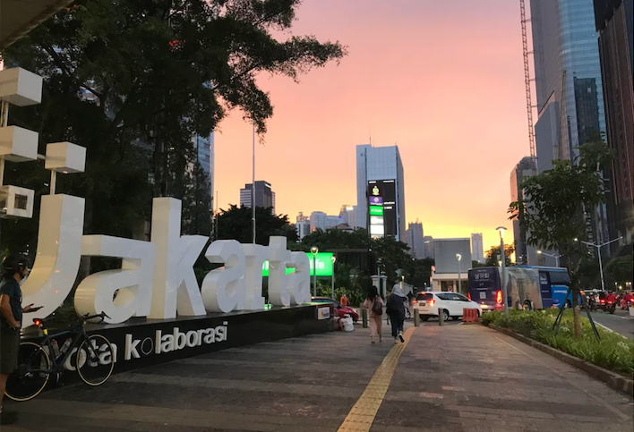 Đông Nam Á giữ nhịp tăng trưởng trước đà tăng giá dầu Đông Nam Á giữ nhịp tăng trưởng trước đà tăng giá dầu