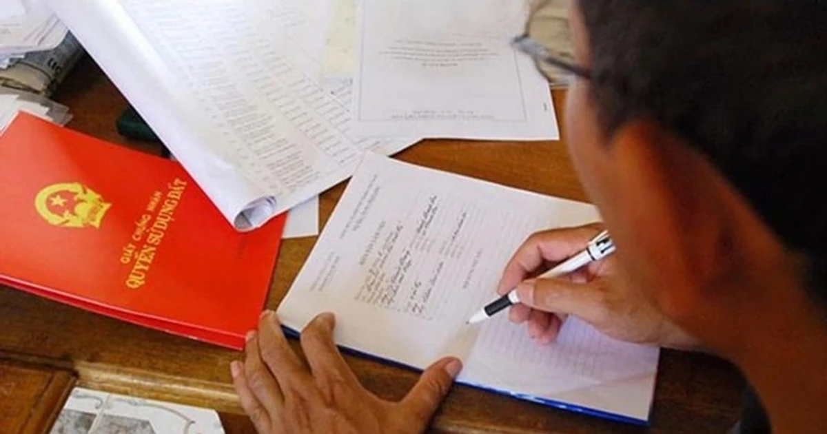 Nguy cơ rủi ro pháp lý từ hợp đồng đặt cọc công chứng