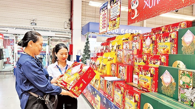 Tăng trưởng khá, dịch vụ trở thành động lực quan trọng Tăng trưởng khá, dịch vụ trở thành động lực quan trọng