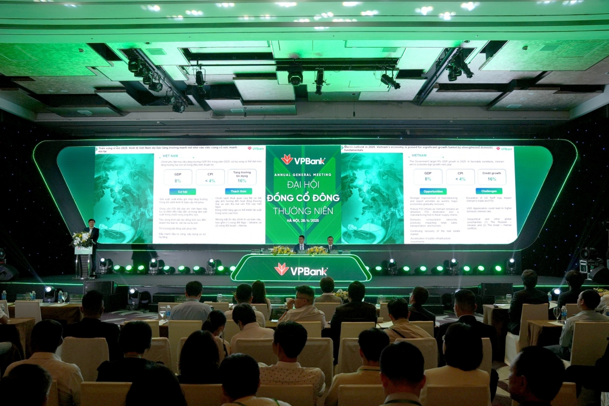 Tin tức ngân hàng nổi bật tuần qua: Techcombank đặt mục tiêu lợi nhuận 31.500 tỷ đồng, chia cổ tức tiền mặt 1.000 đồng/cổ phiếu Tin tức ngân hàng nổi bật tuần qua: Techcombank đặt mục tiêu lợi nhuận 31.500 tỷ đồng, chia cổ tức tiền mặt 1.000 đồng/cổ phiếu