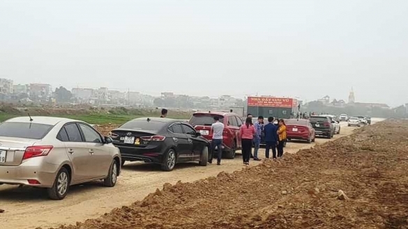 Hà Nội: Giao dịch đất nền, thổ cư giảm mạnh