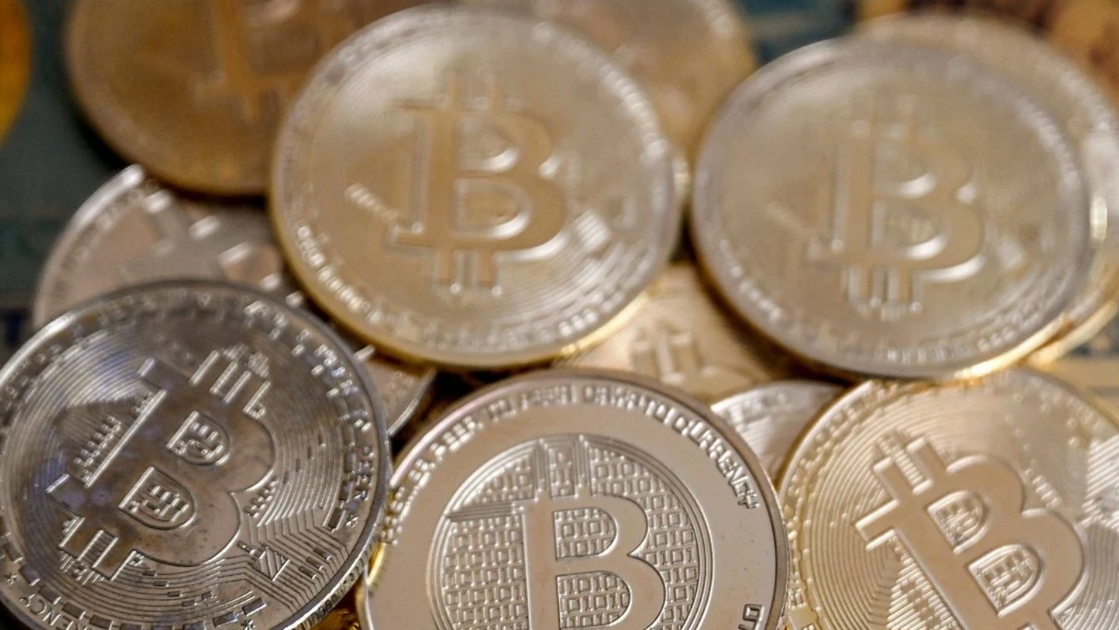 Bitcoin giảm phát khi các tổ chức lớn gia tăng tích luỹ