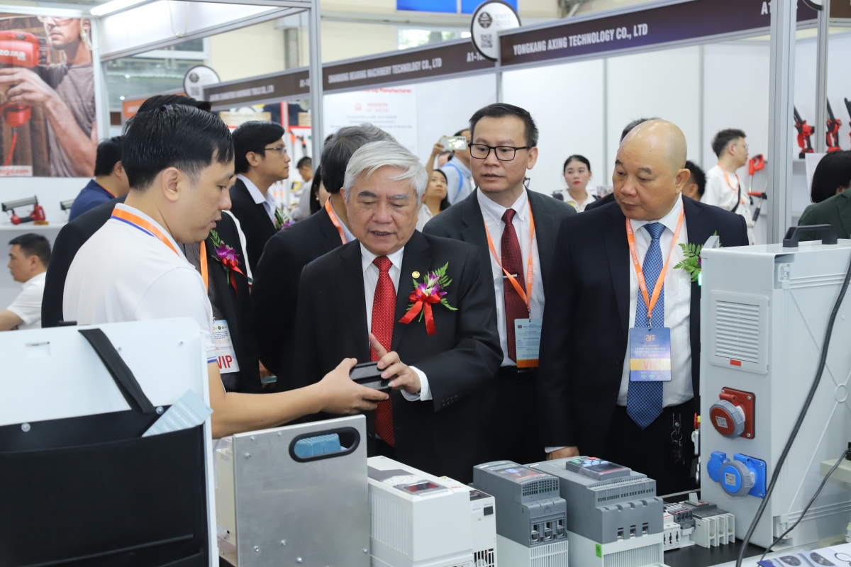 Khai mạc Triển lãm quốc tế về Tự động hóa và Công nghệ - AT Expo 2025