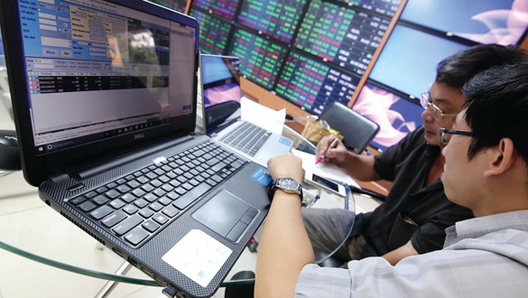 Cẩn trọng đầu tư theo chiến lược cổ tức cao