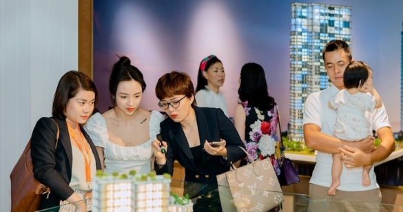Hết thời dàn trải, môi giới địa ốc chạy đua chuyên môn để bán hàng