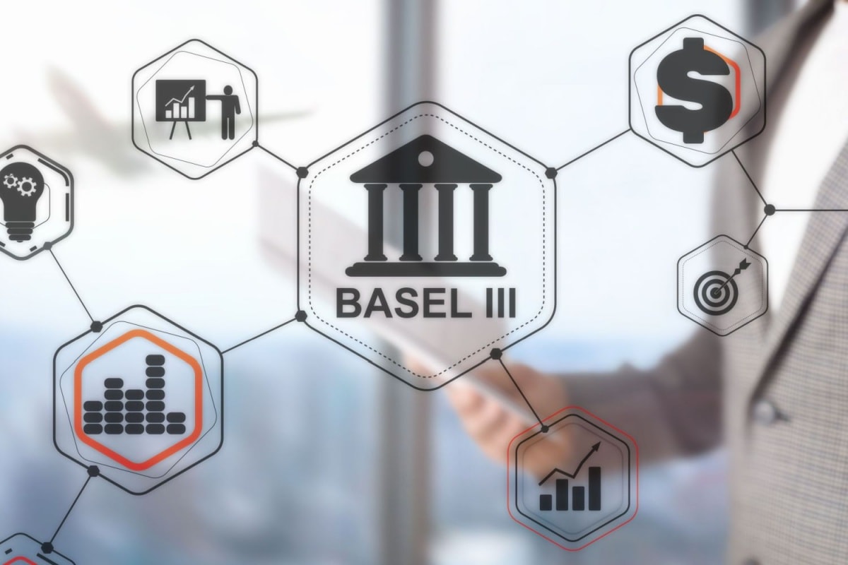 Nâng chuẩn an toàn hệ thống ngân hàng, tiệm cận Basel III