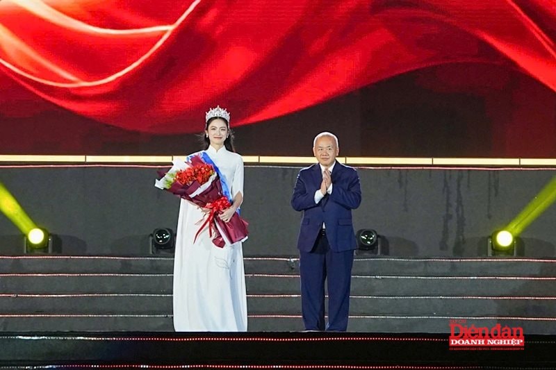 Lễ hội Hoa Phượng Đỏ 2026: Khi câu chuyện quá khứ mở cánh cửa tương lai
