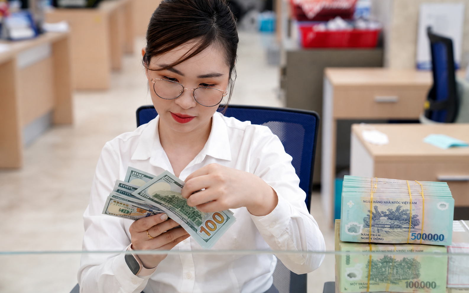 Ngân hàng bước vào cuộc chiến giữ tiền Ngân hàng bước vào cuộc chiến giữ tiền