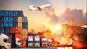 Áp lực thuế quan từ Mỹ, đơn hàng xuất khẩu mới của Việt Nam sụt giảm