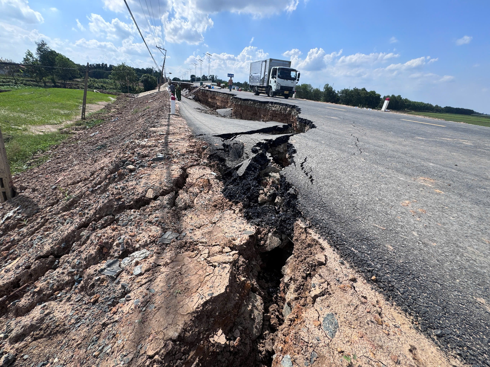 6 nguyên nhân gây sự cố về chất lượng công trình xây dựng 6 nguyên nhân gây sự cố về chất lượng công trình xây dựng