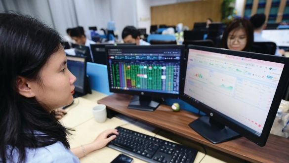 Hai kịch bản với chứng khoán