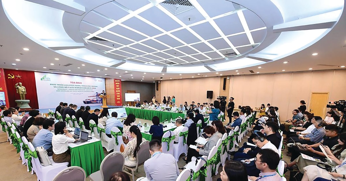 Báo chí - doanh nghiệp đồng hành kiến tạo tương lai xanh Báo chí - doanh nghiệp đồng hành kiến tạo tương lai xanh