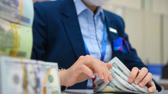 Tỷ giá tăng kịch trần, tiếp tục đối mặt với áp lực ngắn hạn